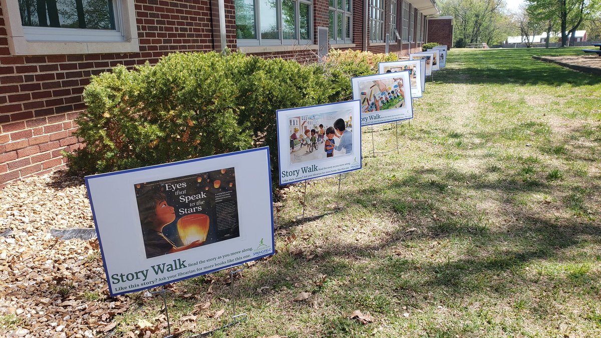 Library_PVMS's tweet image. Stop by @PViewSPS Story Walk! What a wonderful way to wrap up school library month! If you are here with your family, take a stroll! Thank you @Foundation4SPS #spslib #storywalk
@officialSPS @JoannaHoWrites