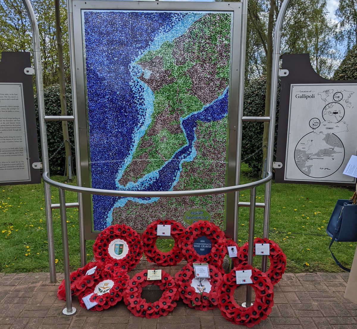 Pleased to represent @CWGC at @Nat_Mem_Arb for #AnzacDay2023 today. A memorable and moving service.