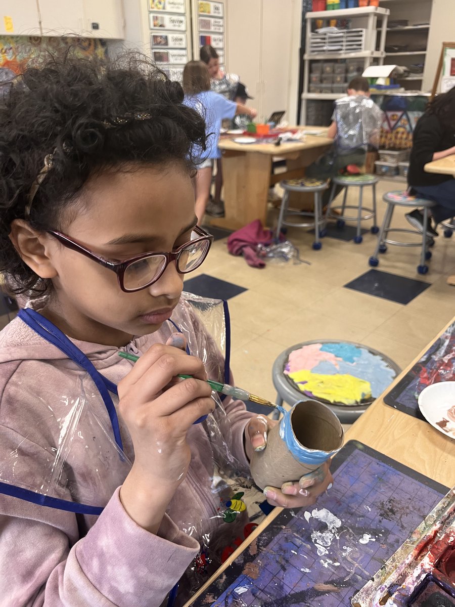 Sculpting and painting local birds connects students to their world in new ways! <a href="/BirdsongProject/">The Birdsong Project</a>   <a href="/datersocial/">DATER ELEMENTARY SCHOOL</a> <a href="/audubonsociety/">Audubon Society</a>