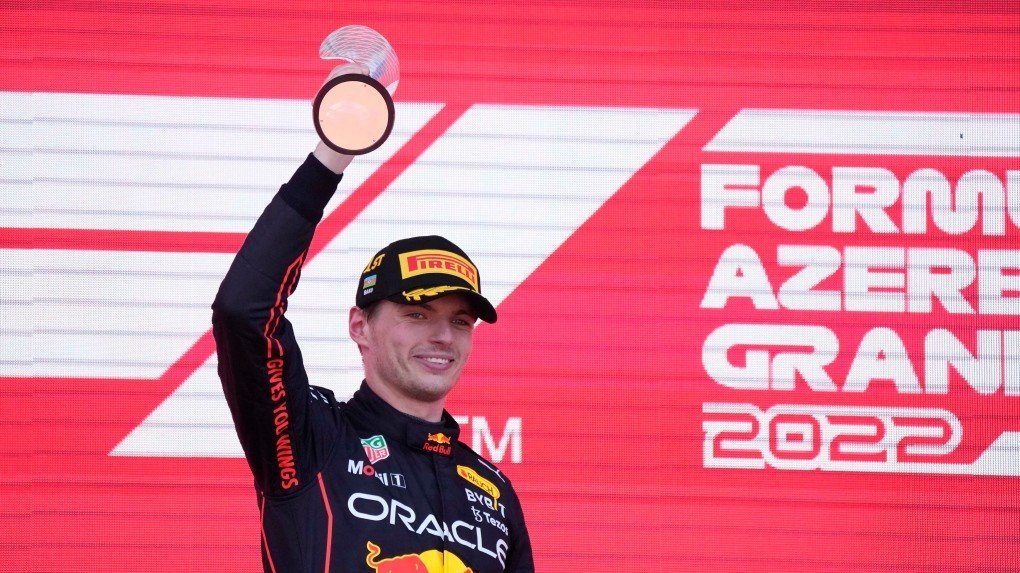 blog_formula1's tweet photo. ⭐️ RACE WEEK!!! ⭐️

🇦🇿 GP DO AZERBAIJÃO 🇦🇿

Só Red Bull e Mercedes venceram nessa pista, sendo que Max ganhou em 2022.

Quem vencerá em 2023?

🕐 HORÁRIOS (BRASÍLIA)

Sexta 28/4
TL1: 6:30
Quali: 10h

Sábado 29/4
Sprint Shootout: 5:30 
Sprint: 10:30

Domingo 30/4
Corrida: 8h https://t.co/NemsqxFGYm