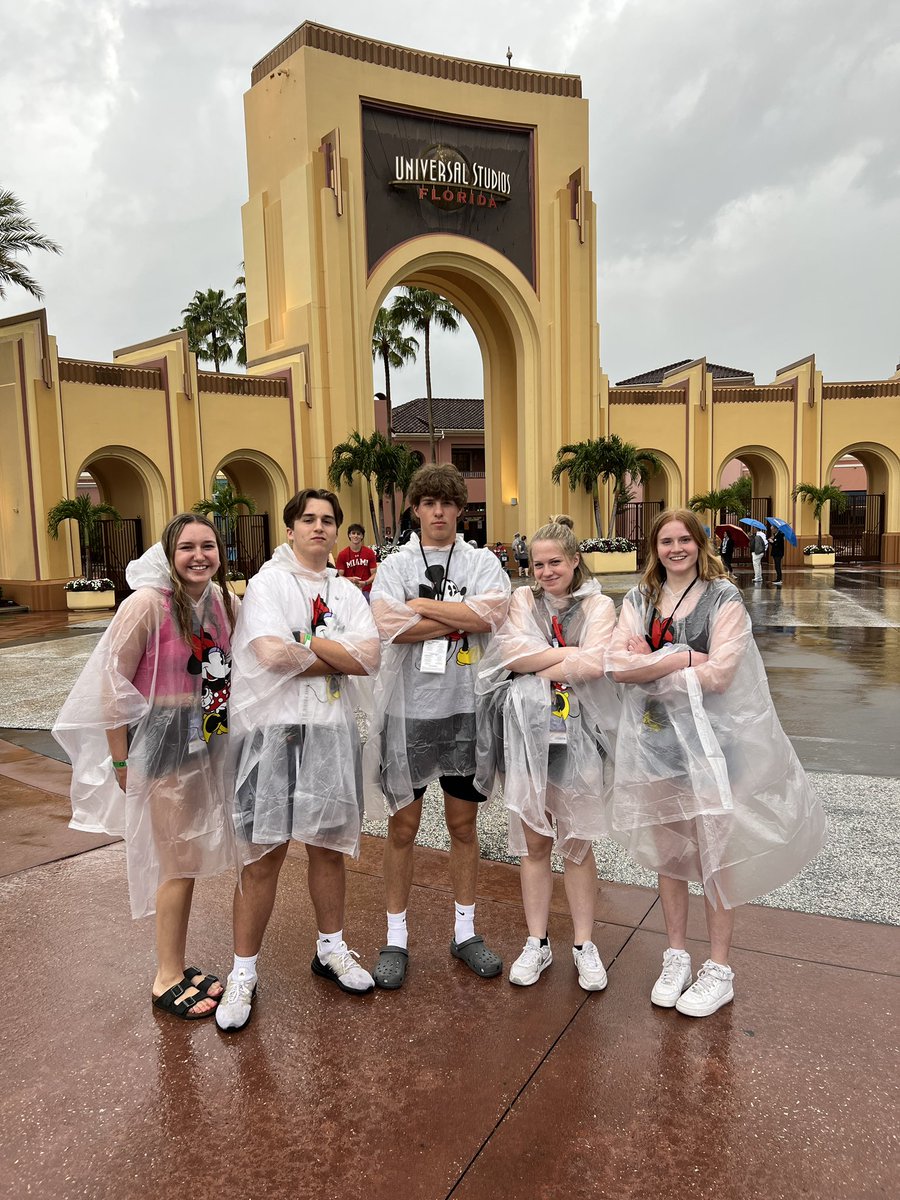 It’s been a busy couple of days in Orlando…rain or shine! ☔️ ☀️ <a href="/SalineHS/">Saline High School</a> @SWWCExecDir <a href="/SalineSchools/">SalineSchools</a>
