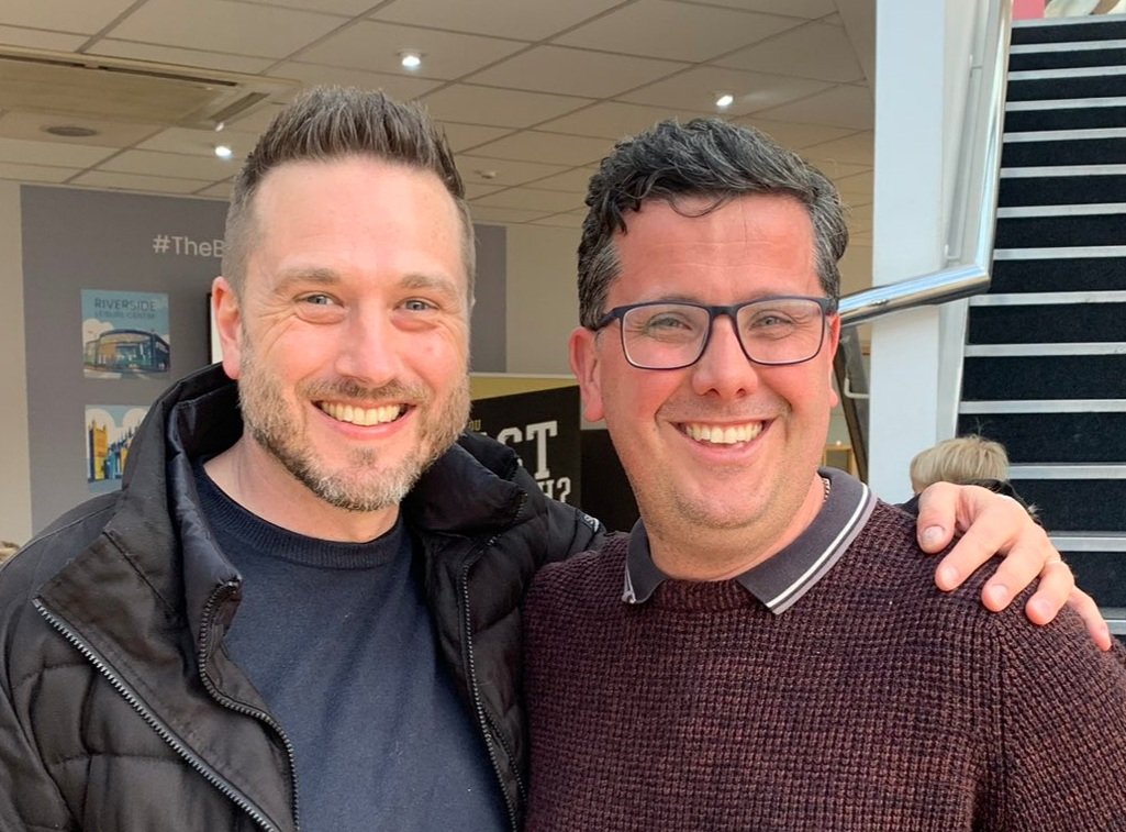 jamescourt77's tweet photo. @grocer_on_green @Exeter_Hour @DevonFoodHour @OMBExeter @lovefoodcic @chloe_stthomas @countcaspargh @JuliaBramble Great to bump into you today Dan! You're looking well dear friend! #Brossettes ๐๐๐ https://t.co/j3pAnugybV