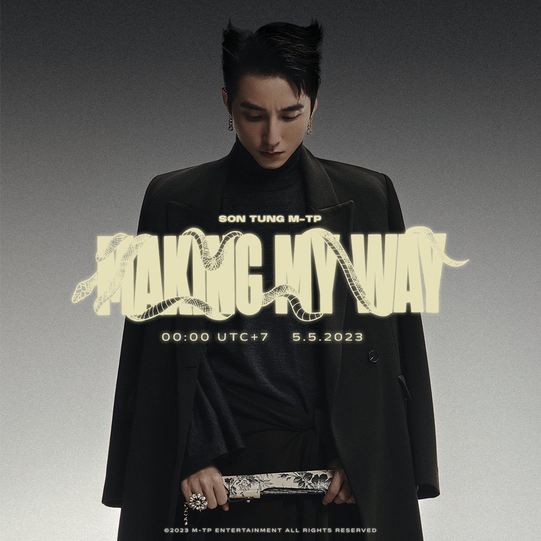 hanie_anh05's tweet photo. Ủa rồi bài này sẽ là tiếng anh hay tiếng việt vậy??? 

MAKING MY WAY
M-TP IS COMING BACK
WE’RE READY

@sontungmtp777
#SonTungMTP 
#SKYMTP https://t.co/I4aAvBqvyn