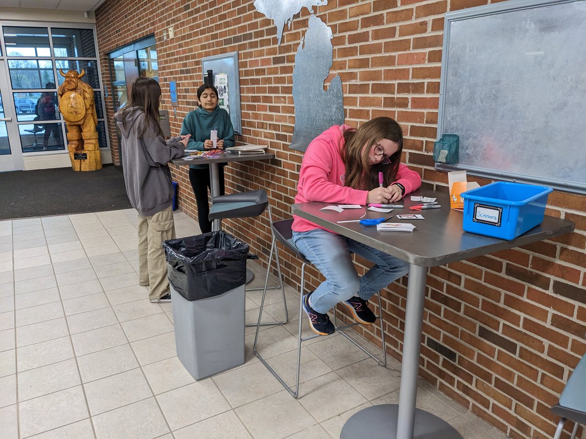 Mrs. Edick tweet media