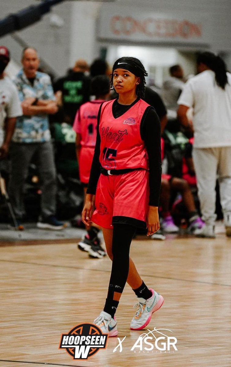 This kid loves basketball and loves to compete. Taylor worked herself into the starting line up as a FR. Dives on the floor..battles for rebounds..athletic helpside and man defender🔒. 
She is going to have a great SO year. #Work🛠️ 

🗣️Taylor James/G-W/2026 
w/ Southern MD Heat