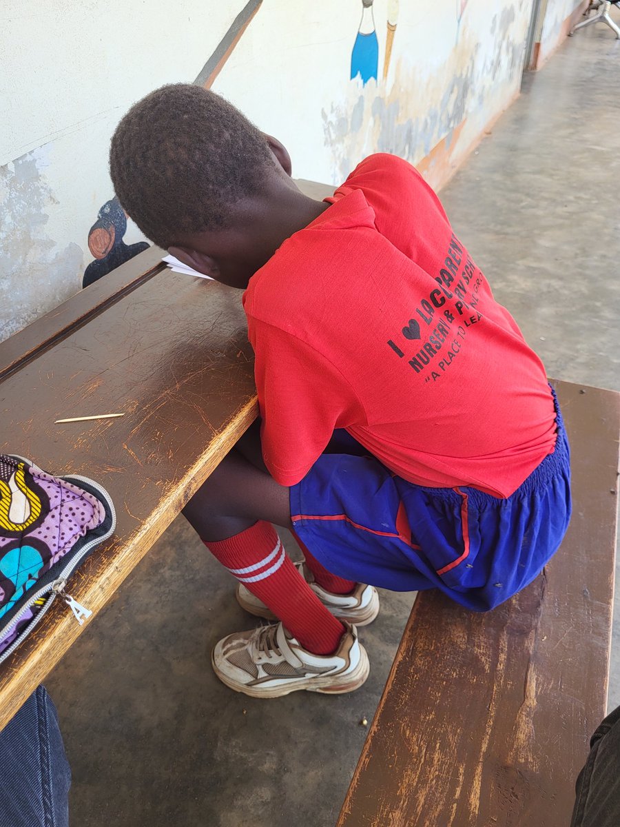 Yolred_Uganda's tweet photo. This month, our team met the children sponsored at school by @isp365giorni last year. While some were able to find their way back to school, most of them have been sent back home because of incapacity to pay their school fees. War victims still need support at all levels. #CBOW https://t.co/bE5icH1YPQ