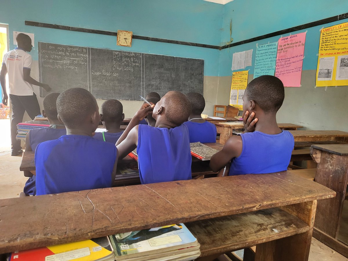 Yolred_Uganda's tweet photo. This month, our team met the children sponsored at school by @isp365giorni last year. While some were able to find their way back to school, most of them have been sent back home because of incapacity to pay their school fees. War victims still need support at all levels. #CBOW https://t.co/bE5icH1YPQ