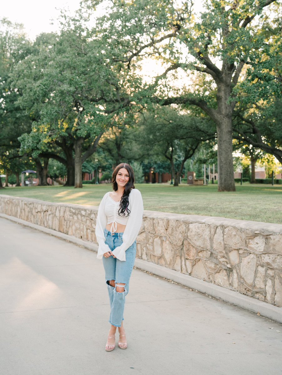 Shoutout to our lovely sweetheart, Senior Harper Lindamood, who will be graduating this May! We are so proud of you and so thankful for all you have done for our chapter here at Tarleton. We will miss you! <a href="/HarperLindamood/">Harper Reid</a>