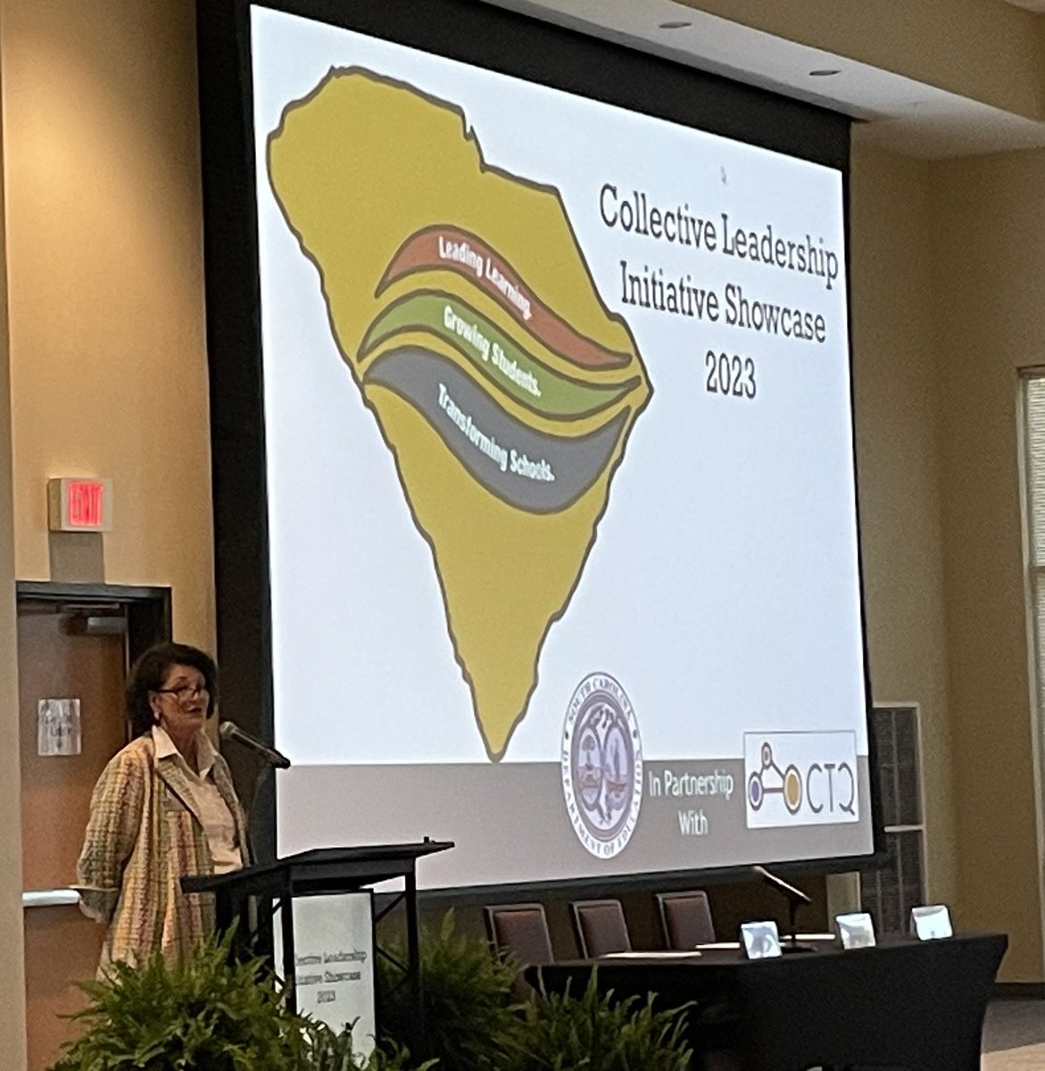 aleshadaughtrey's tweet photo. Leading off the #CLI2023 showcase with @EducationSC @teachingquality &amp; @libbyort61 to celebrate another year of #collectiveleadership and impact! https://t.co/ximDCjLpuy