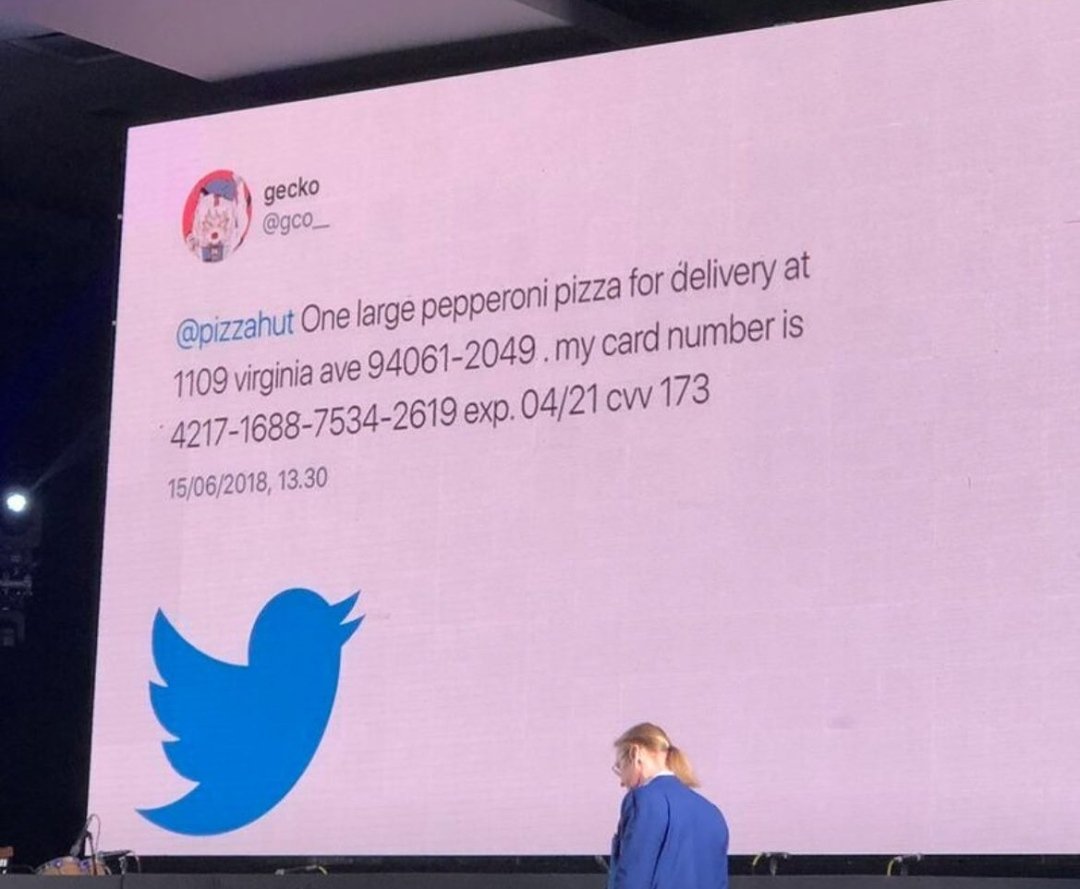 ing_juani7a's tweet photo. Así se ven uds cuando postean su vida, obra, info personal y cositas varias.

No crean q esa oleada de ataques de ransomware no sólo tienen un componente técnico, sino algunos tb una pizca de ingeniería social 🤡 https://t.co/iV2cMwvMTA