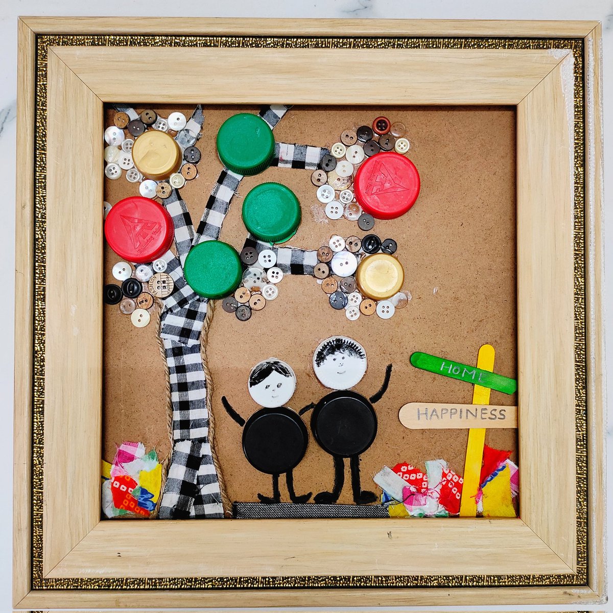 manjulika5's tweet image. OLNEW - Making the best out of things that we often neglect or throw away after single use - plastic bottle caps, katrans, ice cream sticks and leftover or broken buttons. Our workshops are lot of fun.. 

#wastetowonder #plasticbottlecaps #reducereuserepurpose #upcycledart