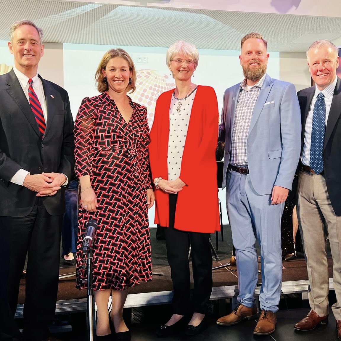 FIS_School's tweet photo. On the unique occasion of the 30 year anniversary of FISW (former ISW), our community and special guests from past and present enjoyed an unforgettable evening in #Naurod. #DesignedToTHRIVE #30yeaers https://t.co/t4tPgelObb