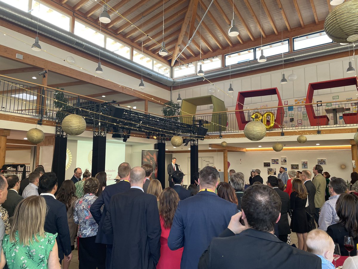 FIS_School's tweet photo. On the unique occasion of the 30 year anniversary of FISW (former ISW), our community and special guests from past and present enjoyed an unforgettable evening in #Naurod. #DesignedToTHRIVE #30yeaers https://t.co/t4tPgelObb