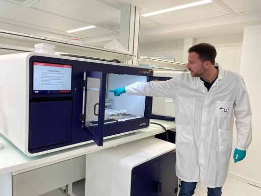 eureKAREfr's tweet photo. We're so thrilled to be celebrating the grand milestone of 70 years of DNA discovery in #DNADay23, powered by one of our ventures, @DNAScript! Congratulations for the work you've done boosting the power of #DNA for #research, #genetherapy, and much more to come! https://t.co/KU76O1RSJt
