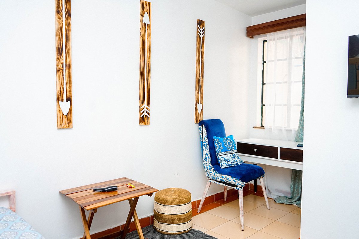 KitandaNa's tweet photo. Nairobi West beautifully styled Airbnb, very very clean and safe? Look no more! 😄 3500/night 0721578045, 0700391157  
#depression
Pastor Paul MacKenzie
#ShakaholaMassacre
Kimende
Tuju
#ProphetElvisMbonye
Moses Kuria
Mejja Okwonkwo
Kasarani
Boyz II Men
#Kitengela
Raila Odinga https://t.co/XAicfY7Ssw