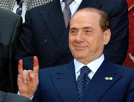 È morto Berlusconi? (@berluscaisdead) on Twitter photo 