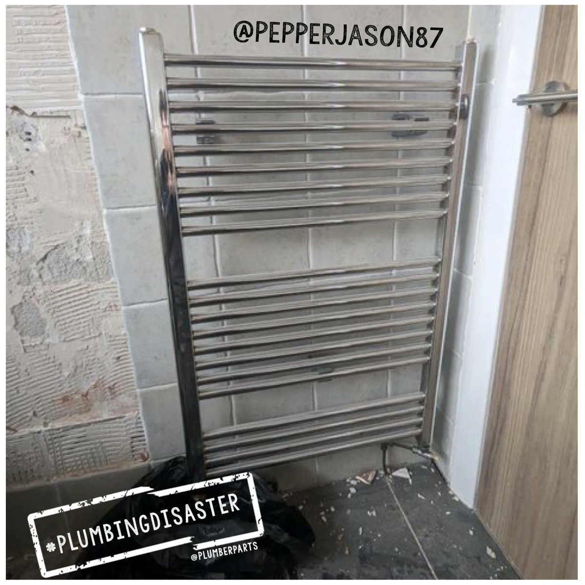 Most people don't know that towel rails have a 'correct way' of being installed. This one is installed incorrectly. Anyway, see why? @pepperjason87 spotted it.
Follow @plumberparts  
#PlumbingDisaster
ps. This was NOT a job carried out by CS Plumbing & Heating btw!