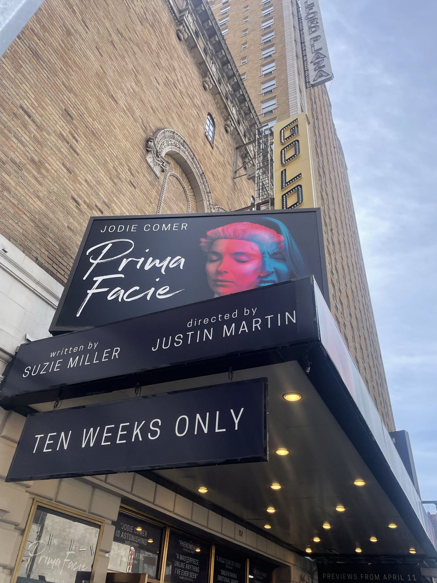 I don’t think I will quite get over how incredible this play is !! The best art work I’ve ever seen and so lucky to have got to witness this intelligently written play told by one of my favourite actresses again …but on Broadway 🙏🏽 ( water works in full swing 😆)