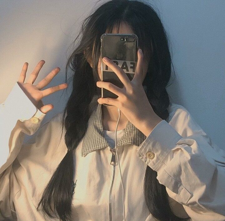 hyundqys's tweet photo. face reveal !! soy #transcoreana !! nací en seoul pero por problemas con mí padre me fui a vivir a guyana. ^^ https://t.co/9GXqmvfSdm