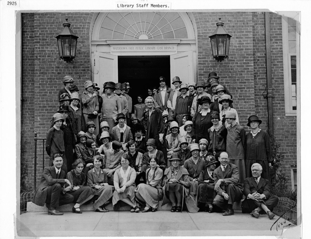mblclibraries's tweet photo. Happy #NationalLibraryWorkersDay❣️Our #massachusettslibraries are amazing because of the dedicated and passionate staff that make it all happen! 🙌Nominate a #libraryworker, praise, read appreciative comments here: https://t.co/dDlh0paI65 (📷:Watertown Library staff, 1927) https://t.co/gXxicR77wB