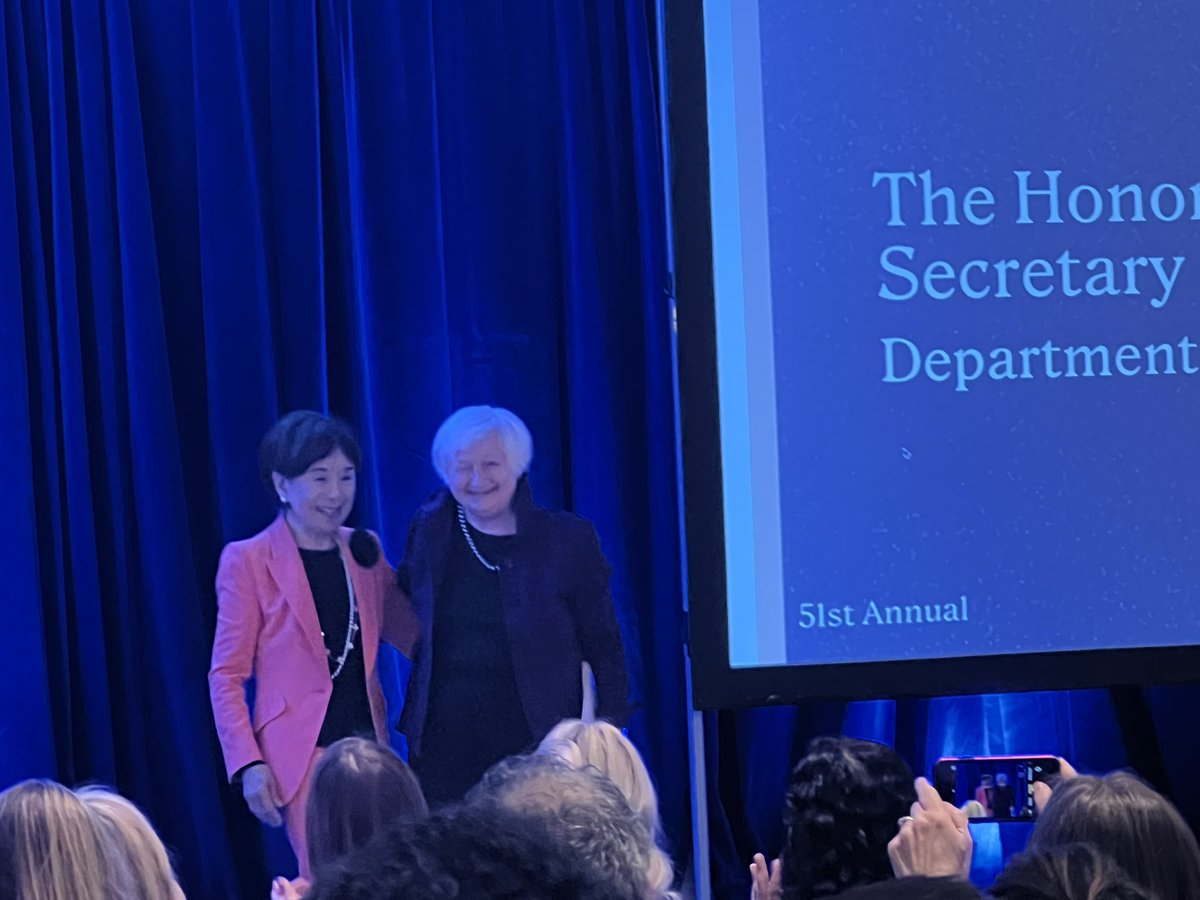 CM_LisaKaplan's tweet photo. Spending my morning w/ Congresswoman Doris Matsui & Secretary Janet Yellen (Dept of Treasury). Truly impressive women - honored to be in same room w these leaders & change makers. #captocap23 #sacramento #womenleaders #economy https://t.co/Tkaja0wIJv