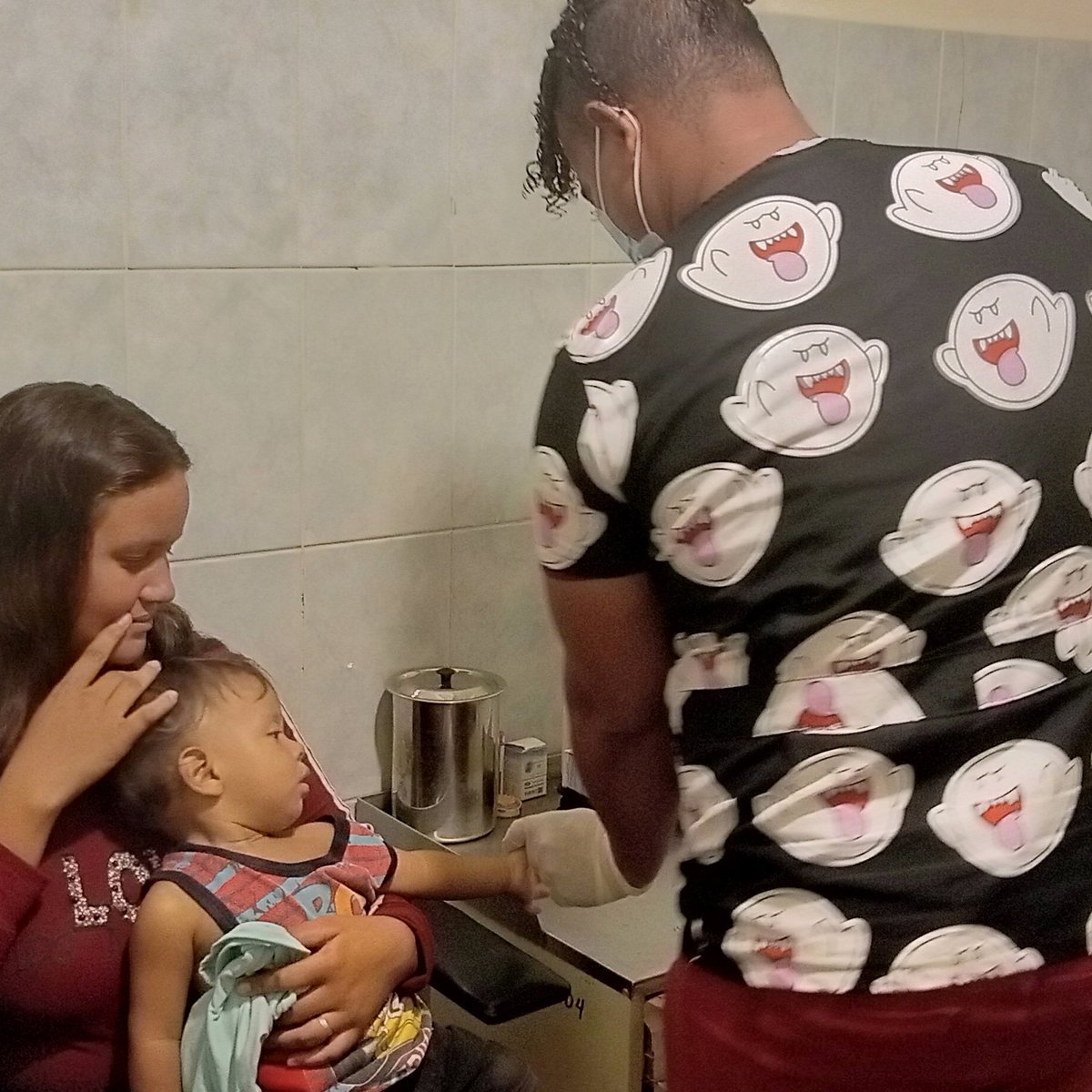 CDI Los Caribes los profesionales de la salud desde sus puestos de trabajo dan un si por primero de Mayo de victorias.#1Mayo <a href="/Cubacooperabol2/">Brigada Médica 🇨🇺 Bolívar🇻🇪</a> <a href="/cubacooperaven/">Brigada Médica Cubana en Venezuela</a> <a href="/AdanVillavicen5/">Adan Villavicencio Guzmán</a> <a href="/mildrey73251672/">mildrey</a>