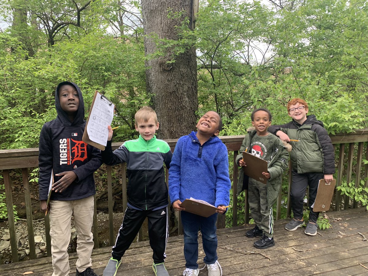 Spring means getting outside for an Earth Day scavenger hunt 🌎🌲 <a href="/Creeksidetweet/">Creekside ECS</a> #NeedToSucceedCECS #WEareLakota