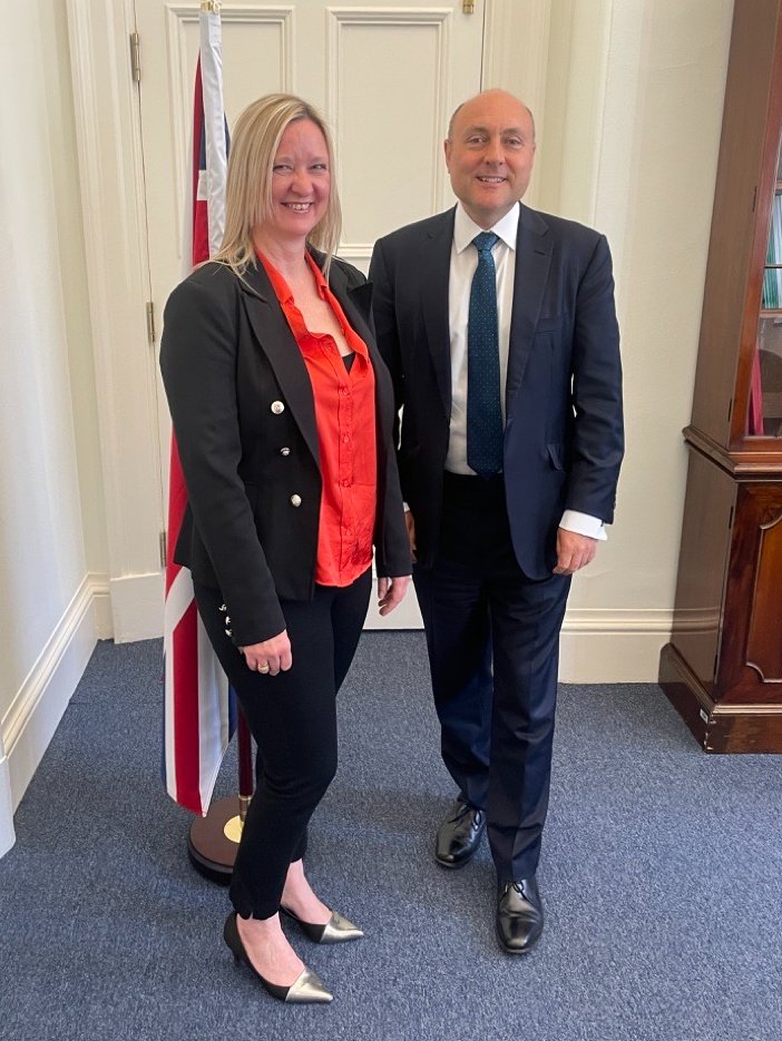 StepChange's tweet photo. Our new CEO, @VikkiBrownridge was delighted to meet with @griffitha earlier today to discuss increased demand for our services amidst the rising cost of living and the impact this is having on our clients.

The continued squeeze on household finances means free debt advice is more important than ever. Vital to ensure that companies who create demand for debt advice pay their way to ensure free, independent debt advice can help all who need it.