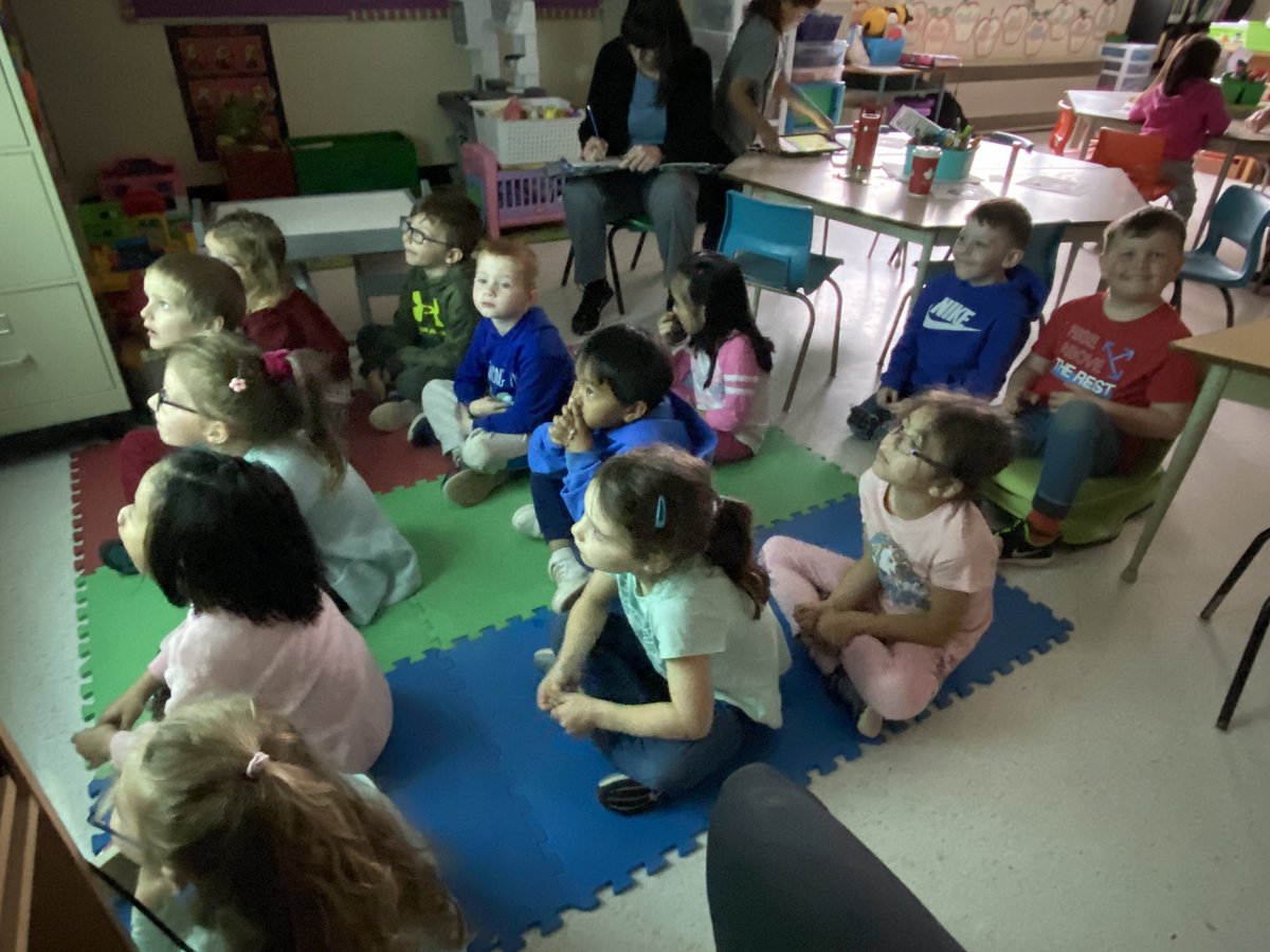 dannigirl2701's tweet photo. My Kinders enjoyed their first session of #NBScienceWeek2023 this morning!!! “Animal Detectives - Skulls, Scat &amp; Tracks”… they were super engaged and were fantastic detectives!! @stemnorth @asdnnb @RextonElem1 

#YoungScientists #Kinders https://t.co/enp7JmW0w5