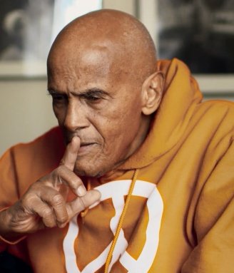 mmpadellan's tweet photo. DAMN, RIP Harry Belafonte.

Civil rights activist, musician, actor.
LEGEND. 👑

Rest in power, Sir. https://t.co/BI0SFf8zhg