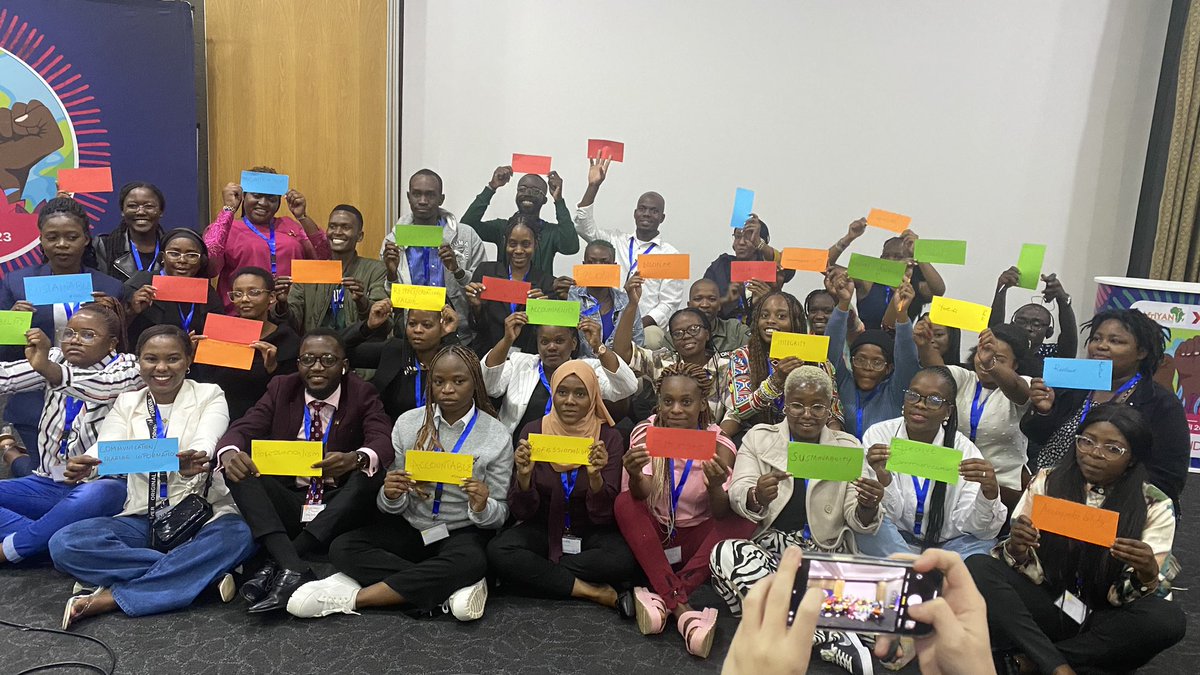 This afternoon we have taken time to appreciate the concept of youth movement building. Three things stand out, different players, common agenda and It’s also important to have the principles of movement set out. At #UNITEDLeadership, we have set our principles
#thread