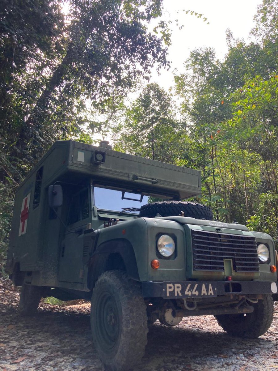 CdoLogRegt's tweet photo. 2/2 Elements of @CdoLogRegt are deployed to Brunei 🇧🇳 in support of #ExPacificDagger.
⛑️Dedicated Medical support deploys with the Commando Force.
⛑️Joint personnel recovery and CASEVAC.
@Commando_Ops @24CdoRE @RoyalMarines @MedicsNavy @RoyalNavy https://t.co/Q0lWpLWMNu
