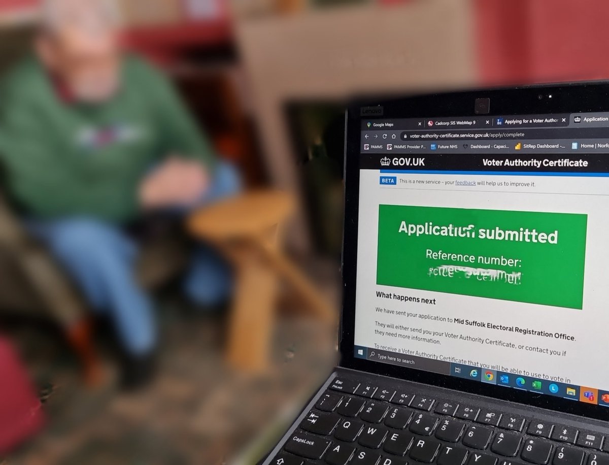 Supporting a resident without approved ID or internet access to apply for #VoterAuthorityCertificate before the deadline at 5pm today. Still FURIOUS at the government's action hindering democratic rights. #GetGreensElected for a #FairerGreenerCountry