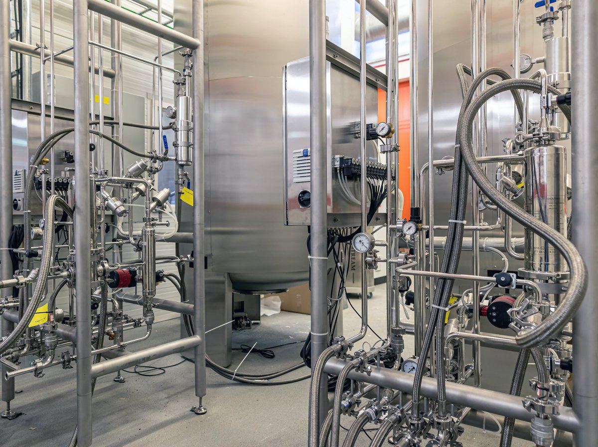 DeepBranchBio's tweet photo. In an article for @feedandadditive, our Chief Technology Officer Robert Mansfield shares his predictions for the future of the #animalfeed industry and explains why #gasfermentation will play a major role.
Check out Rob's article in full 👉 https://t.co/DeH8JiVuHU https://t.co/46jb6SRYsc
