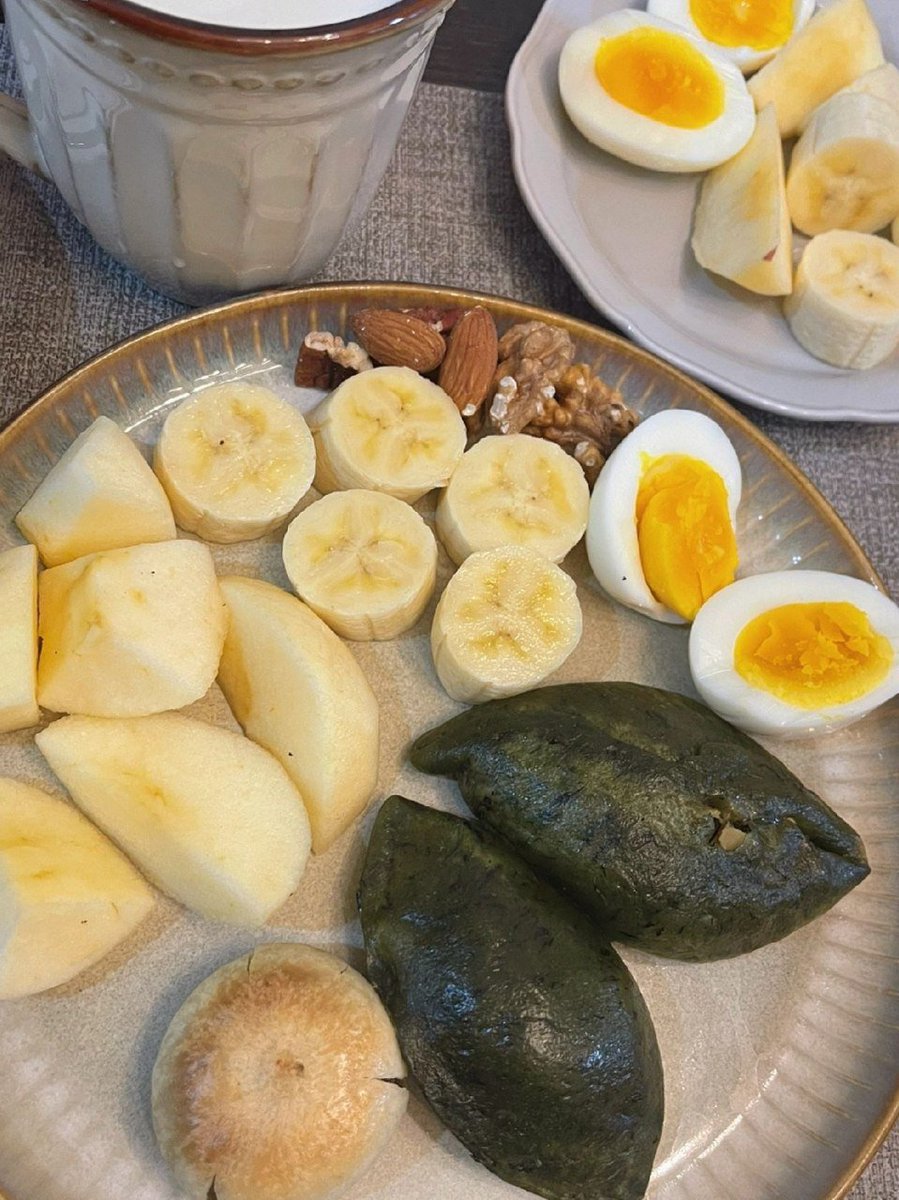 omardelrap's tweet photo. Good morning, today I have a nutritious and healthy breakfast. https://t.co/p5txodlAeP
