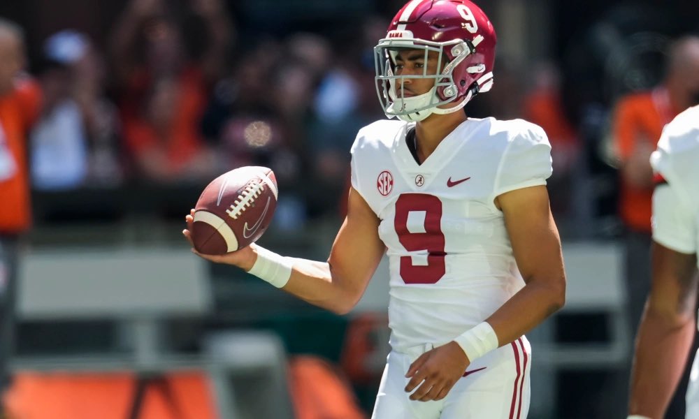 The 2023 NFL Draft is just days away, and while Bryce Young and CJ Stroud are the headliners, there are several other high-ceiling prospects to watch. 

Ranking the top 15 QBs:

https://t.co/qzEeqr0DcB https://t.co/z76oGQo04D
