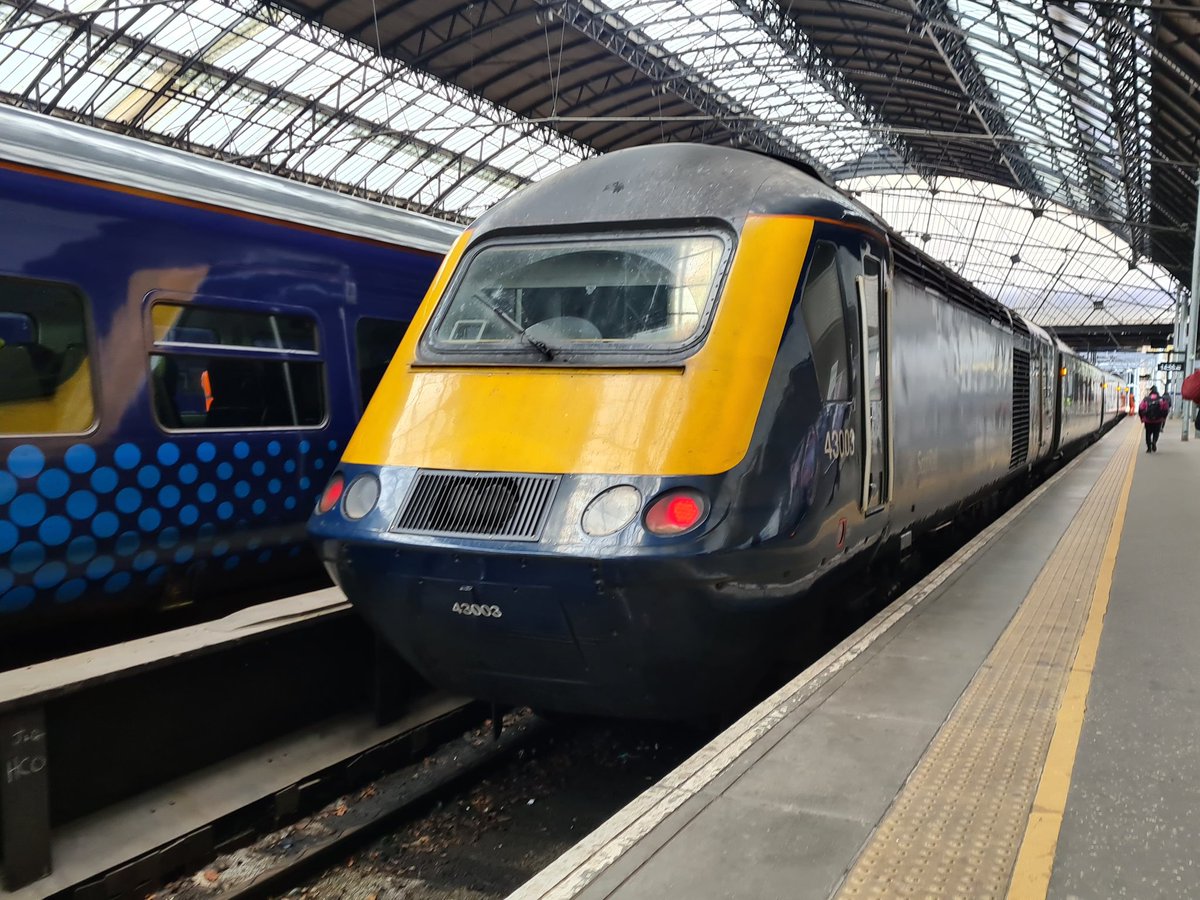 Work trip to Glasgow done, now time to head home.
HST doing the honours 👍🏼
@ScotRail #Inter7City