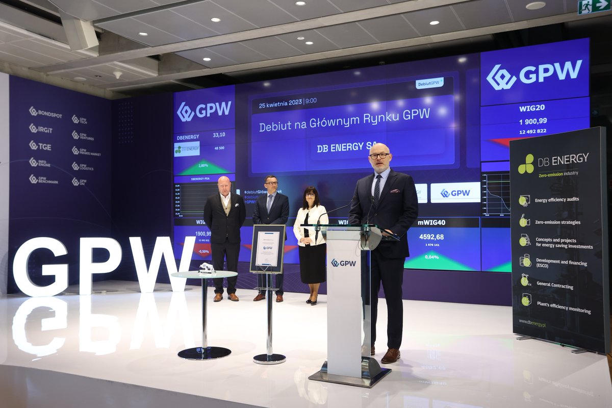 GPW_WSExchange's tweet photo. Gratulujemy debiutu Spółki #DBENERGY na Głównym Rynku! 👏
Spółka jest liderem w branży świadczenia usług poprawy efektywności energetycznej dla przemysłu w Polsce, kierując ofertę do dużych i średnich zakładów przemysłowych o szerokim zróżnicowaniu i zakresie. https://t.co/fkzQ20Krnz