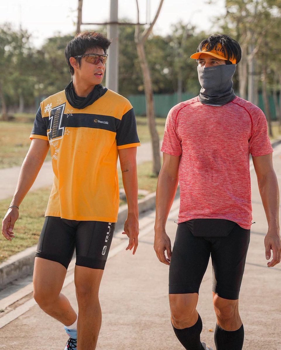 DONATORSPH's tweet photo. Donny and Sir Piolo! 💛

📸 piolopascual_ph’s Instagram Post
🔗 https://t.co/2X3xI1rq4F

#SunCyclePH | #DonnyPangilinan | @SunLifePH | @donnypangilinan https://t.co/vwEu8gEvNE