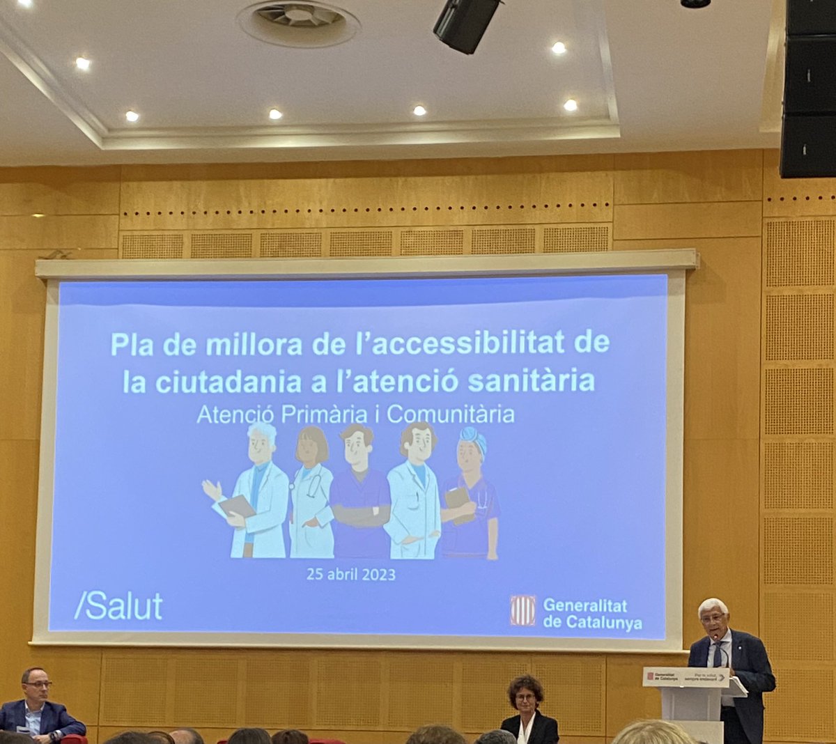 El conseller de Salut, Manel Balcells, ens presenta el Pla de millora de l’accessibilitat de la ciudadania a l’atenció sanitària @apicsbcn