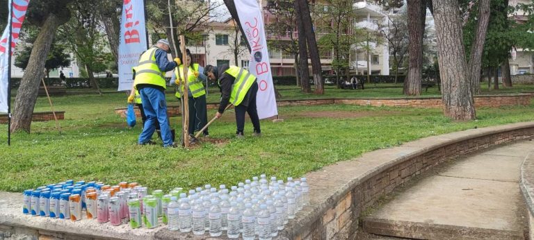 Ολοκληρώθηκε το πρόγραμμα δεντροφύτευσης με την χορηγία της εταιρείας «Βίκος»
ioannina.gr/%ce%bf%ce%bb%c…