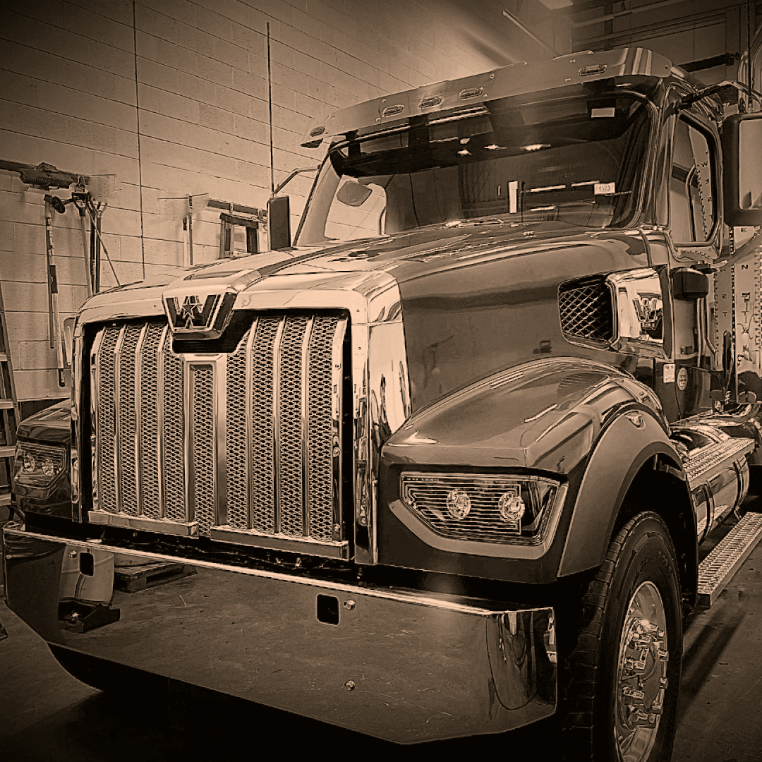 The Western Star 47X 
This heavyweight truck is built to handle even the toughest hauling jobs!
#WesternStarTrucks #XSeries #RoadWarrior #HeavyHaulTruck #BuiltForToughJobs #47X #DeliveryDay #FleetOperations #NJ #HudsonCountyMotors #TruckLife