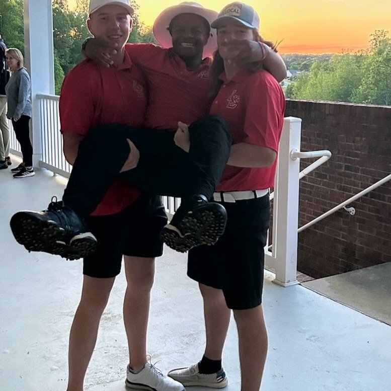 CLjr71's tweet photo. Well the LCS came up a little short in the conference finishing second in the regular season but still had a great year!

Dyanni, Austin (Lincolnton Campus) and Jonathan (Denver Campus) qualified for the regional tournament at Glen Oaks in 2 weeks. Let's go Eagles! https://t.co/y8g9JqfH12