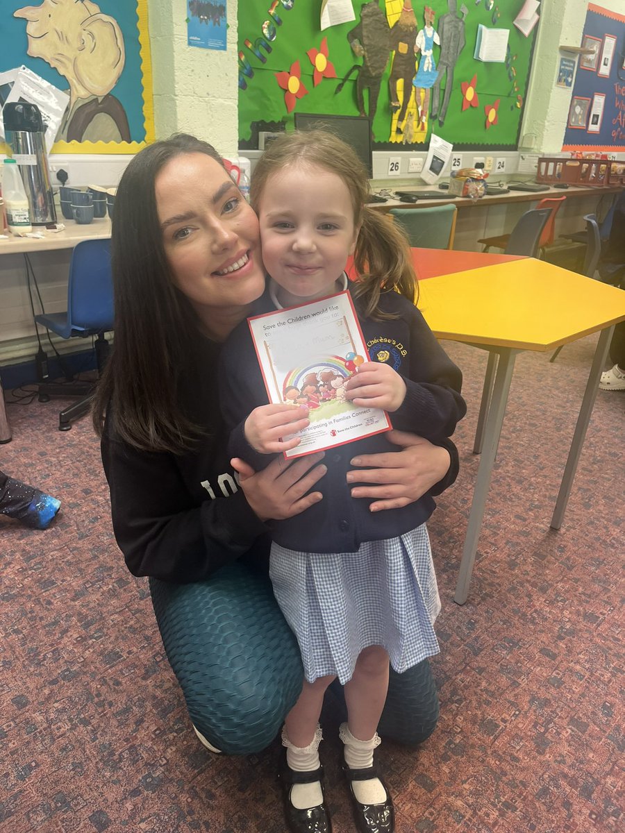 StTheresesPS1's tweet photo. 🎉🤩 Congratulations to our Families Connect group who finished the programme today. We had a wonderful group of parents and children who joined in each session with great enthusiasm. Thank you to Laura from GSAP who facilitated the sessions with Miss McCaul. 🤩🎉@SCUKNI https://t.co/xFKzsAYj4Y