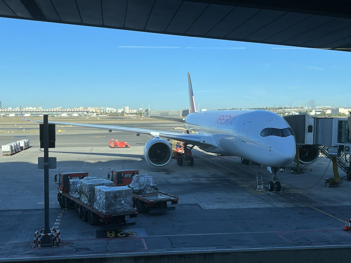 Daniel Jáuregui tweet media