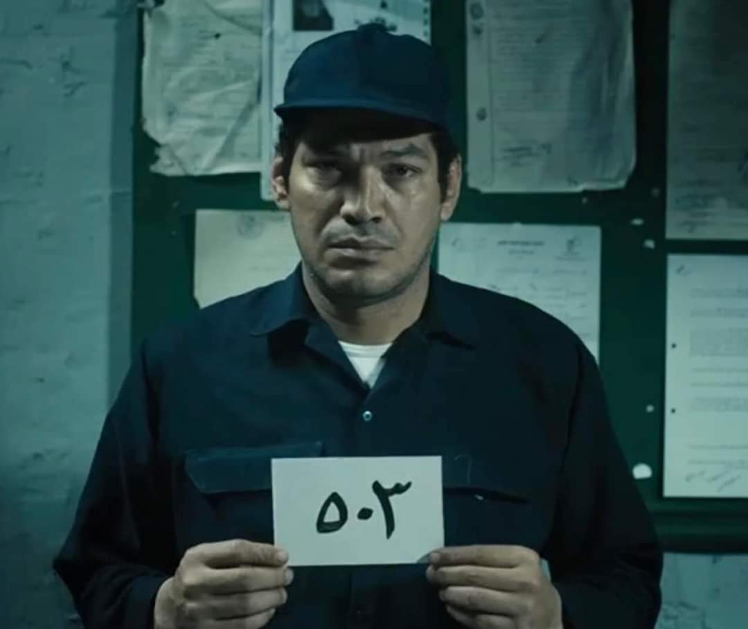 - لما تفضل تلمحلك وتقولك 919 فى الشات 
 = انت :