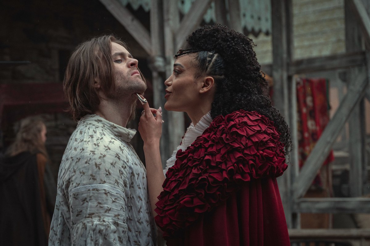 RedanianIntel's tweet photo. Joey Batey and Cassie Clare as Jaskier and Philippa Eilhart in #TheWitcher Season 3 https://t.co/J7N5CCuZY2