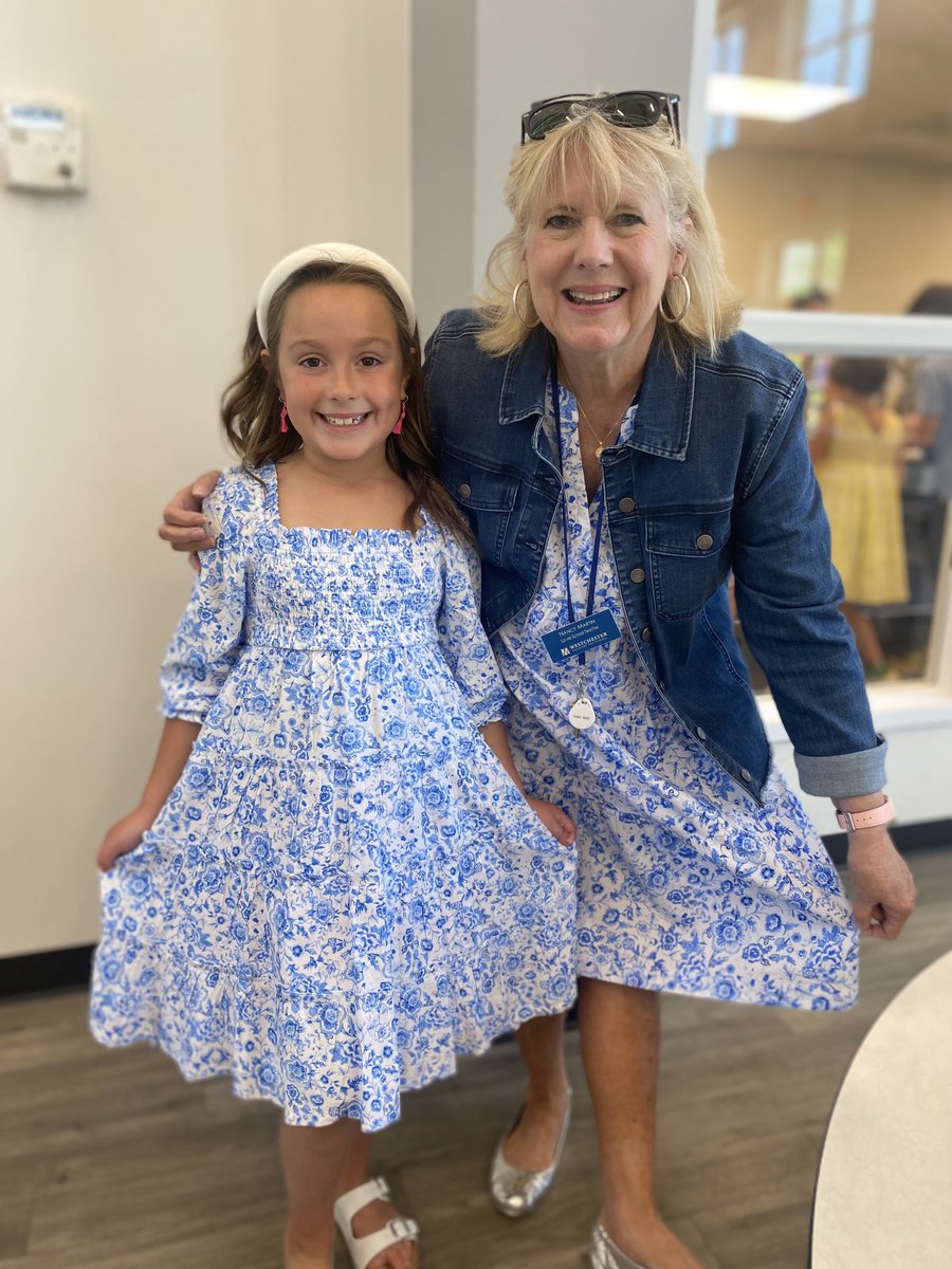 WestchesterCDS's tweet photo. Our students and faculty are in sync #twinning in school colors WCDS blue and white! #DiscoverWCDS #WCDSCommunity #WCDSFaculty https://t.co/c5GMMWUj6e