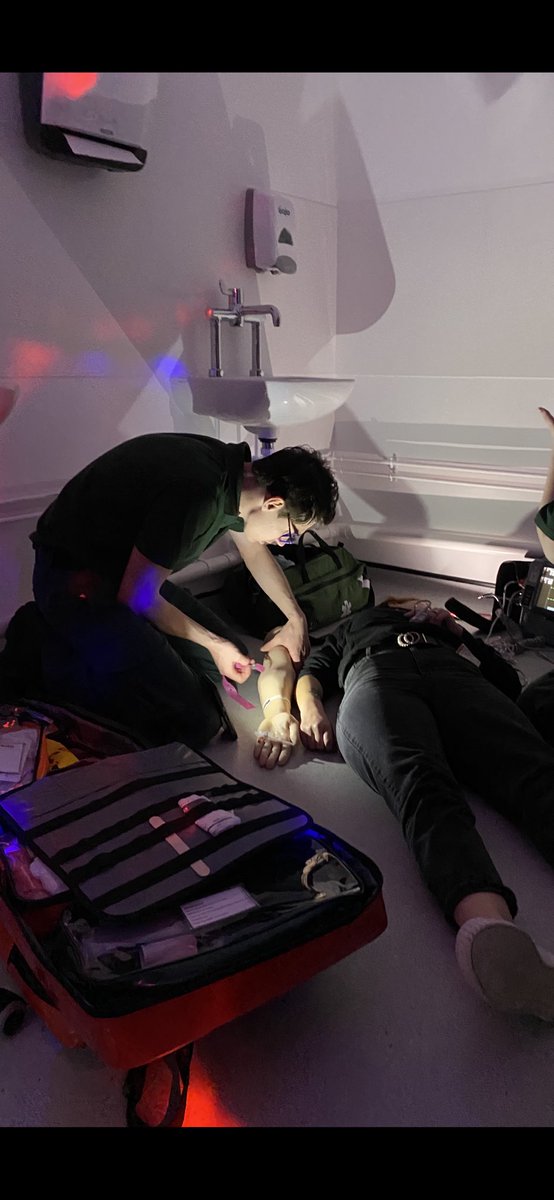 UoL_Paramedics's tweet photo. Noisy, dark nightclub toilets, loud music, flashing lights, a bouncer who wants this GCS8 lady out of his toilets, a drunken annoying friend, who just wants her friend to get up and go for a pizza! Who’s spotted the insulin card in her pocket…Glucagon or Glucose? #realisticOSCEs https://t.co/7incy8tTXw