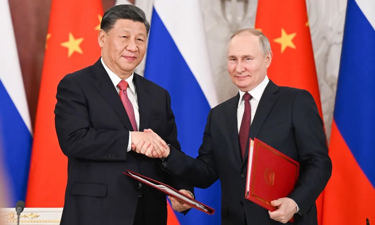 WatcherGuru's tweet photo. JUST IN: 70% of trade deals between China and Russia are now settled in Chinese Yuan or Russian Rubles. https://t.co/dzVAIV1Raz
